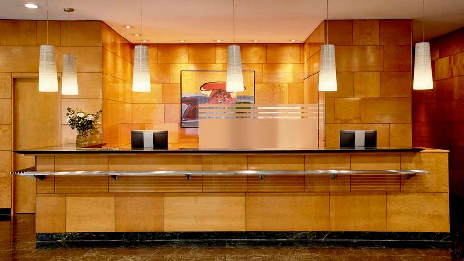 NH Ciutat de Reus Lobby