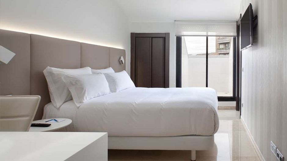 NH Ciudad de Santander Room