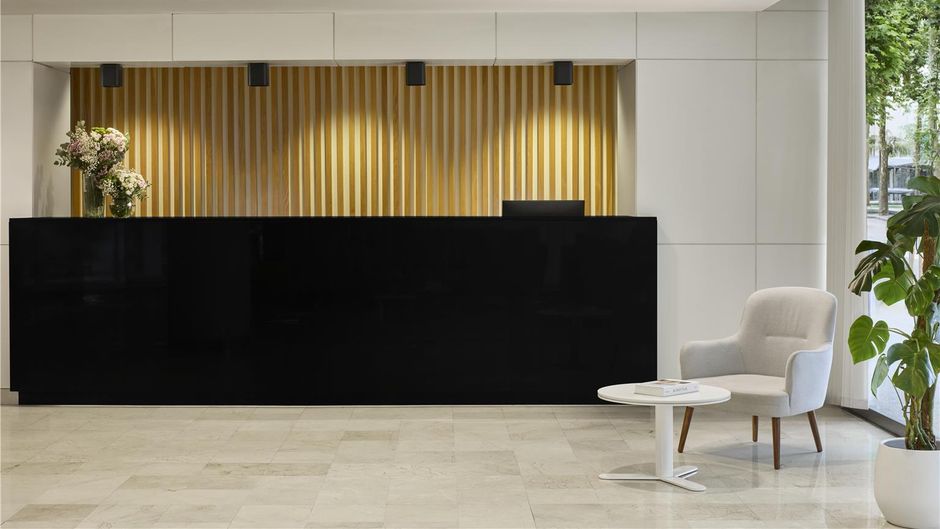 NH Ciudad de Santander Lobby