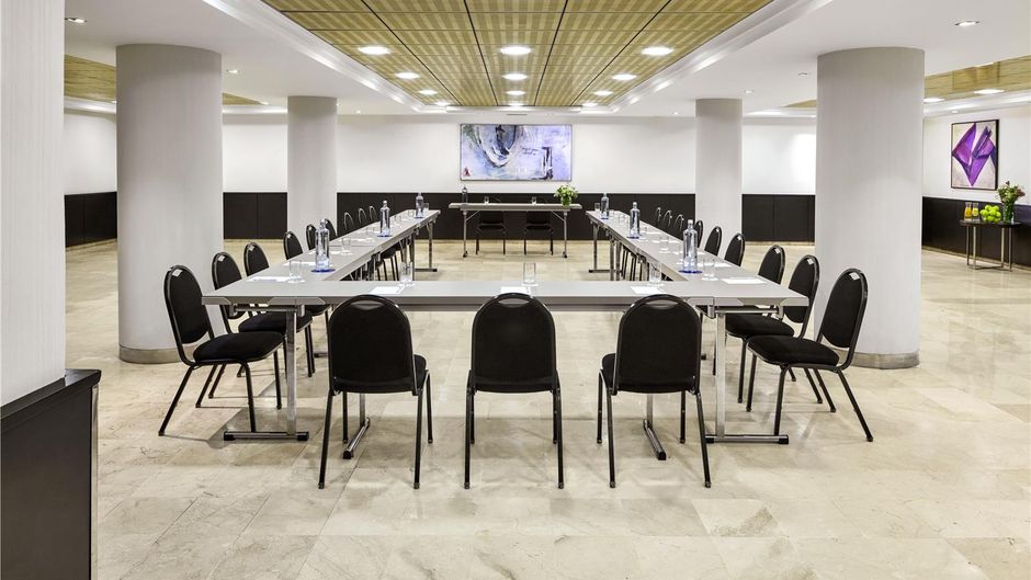 NH Ciudad de Santander Room