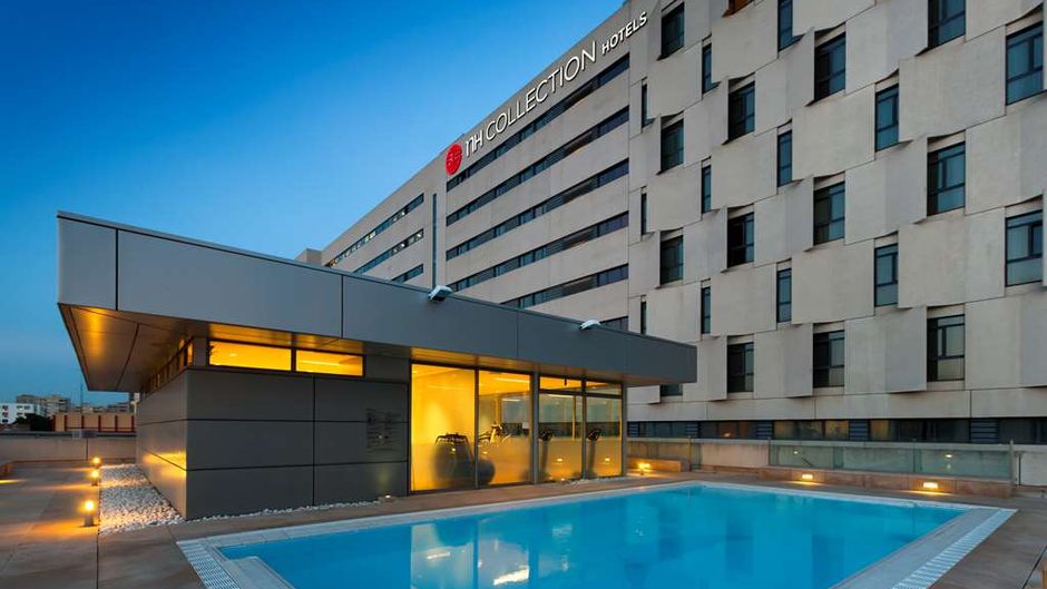 NH Collection Sevilla Pool