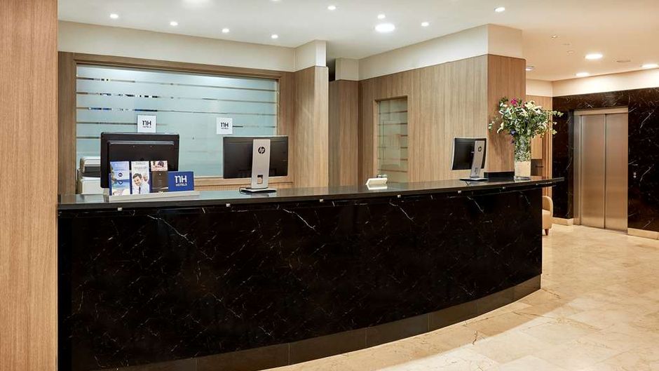 NH Valencia Las Ciencias Lobby