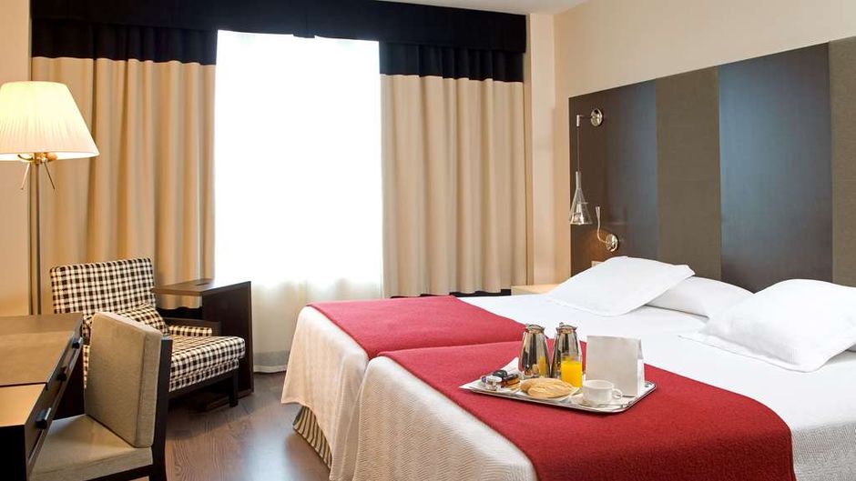 NH Valladolid Balago Room