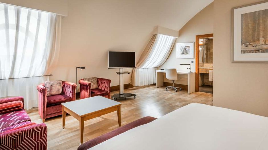 NH Collection Vigo Suite