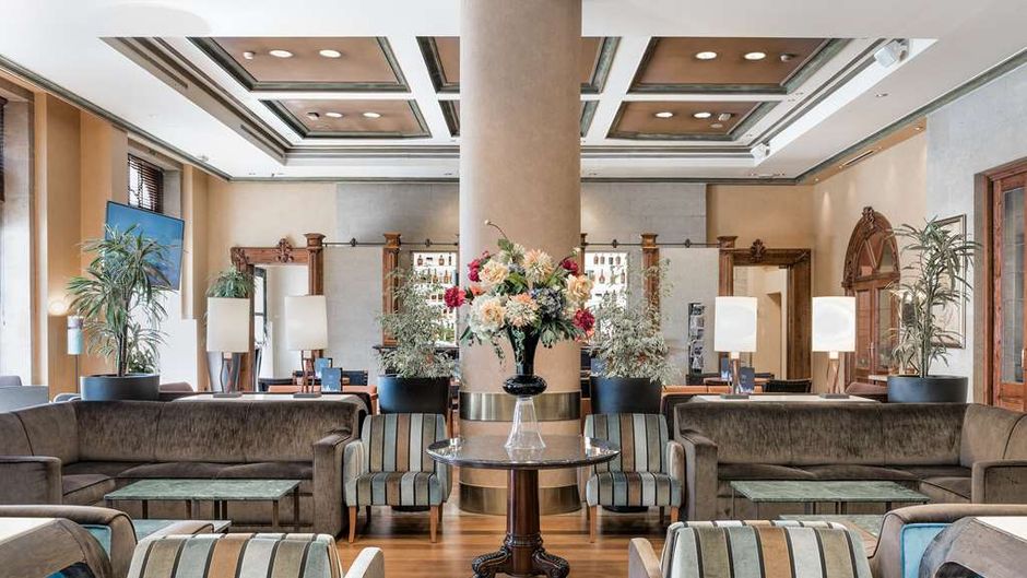 NH Collection Vigo Lobby