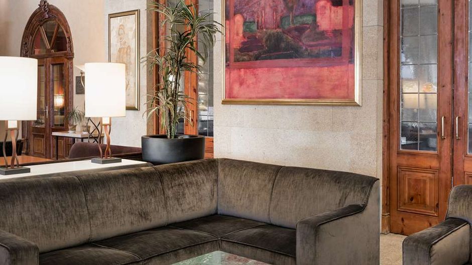 NH Collection Vigo Lobby