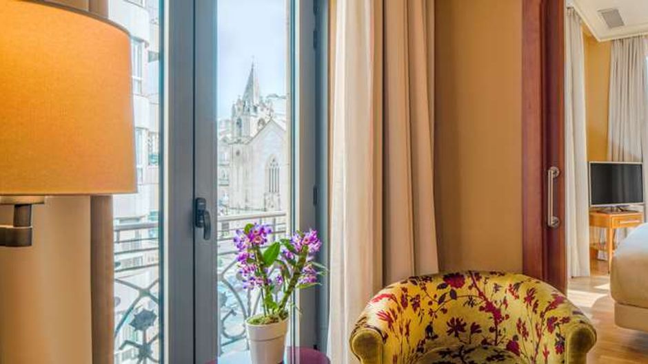 NH Collection Vigo Room