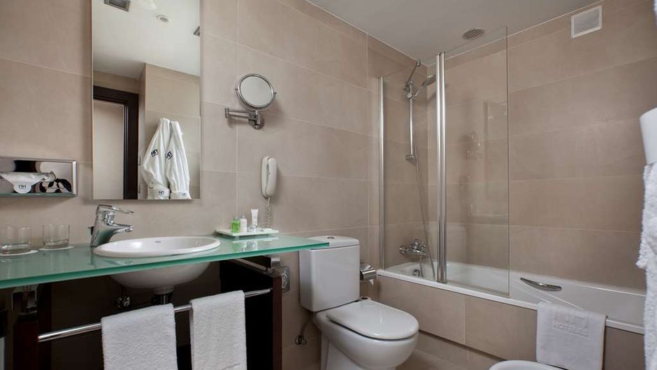 NH Canciller Ayala Vitoria Room