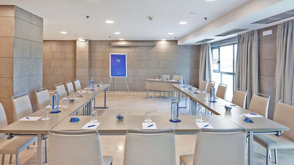 NH Ciudad de Zaragoza Meeting