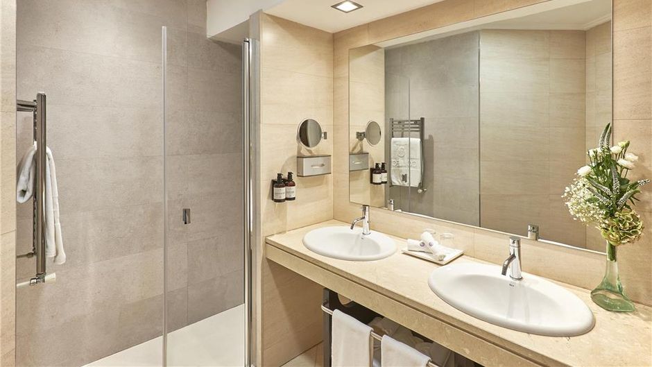NH Collection Gran Hotel de Zaragoza Room
