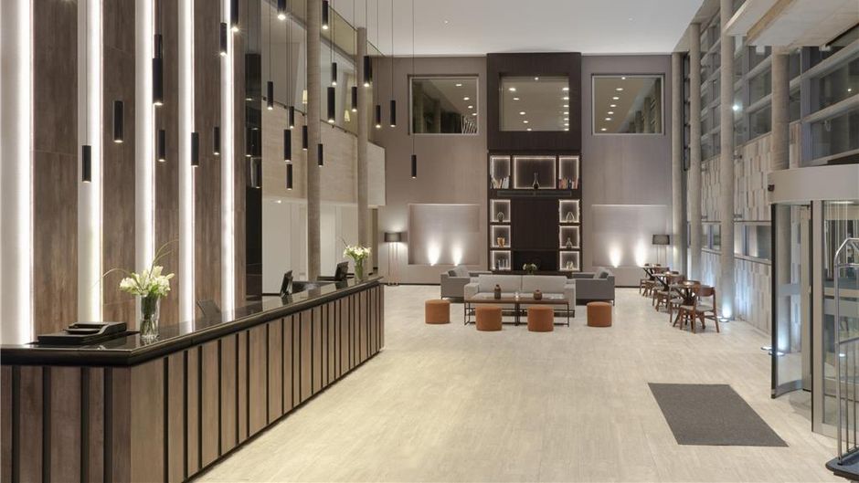 NH Montevideo Columbia Lobby