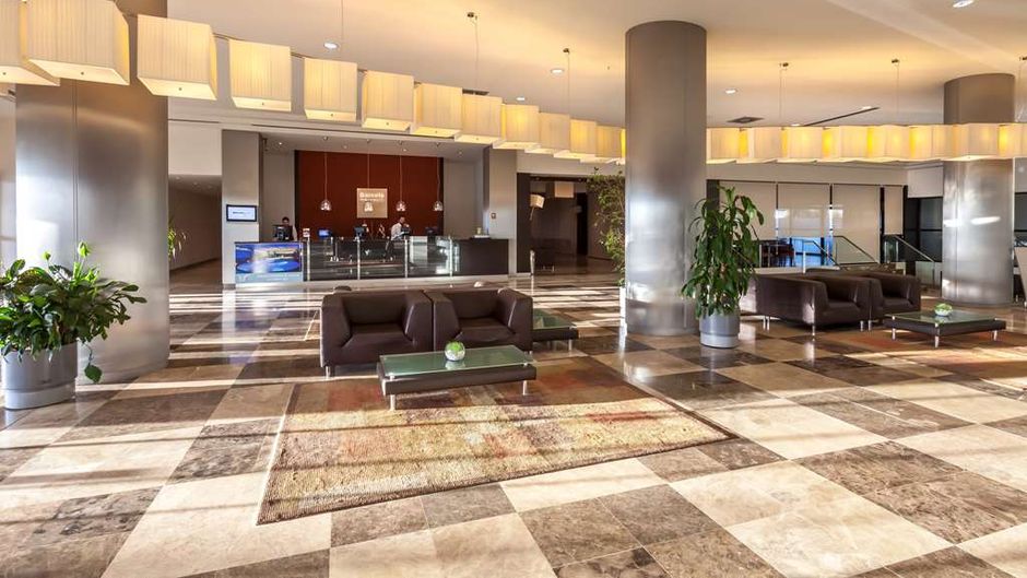 Occidental Aranjuez Lobby