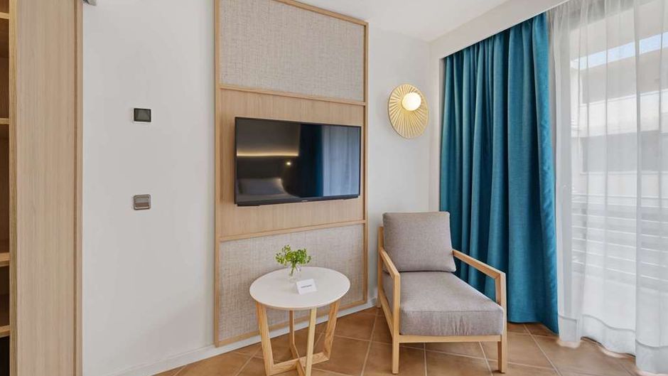 Occidental Cala Vinas Room