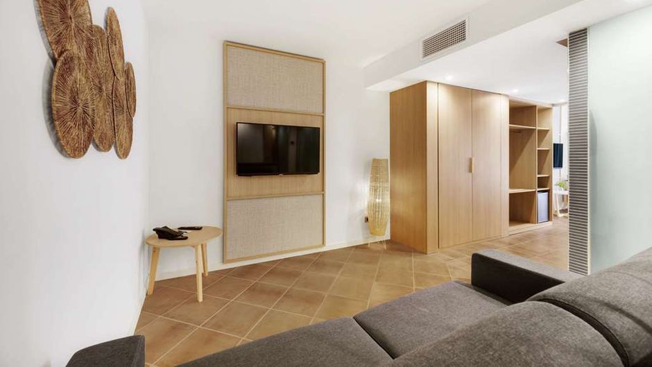 Occidental Cala Vinas Room