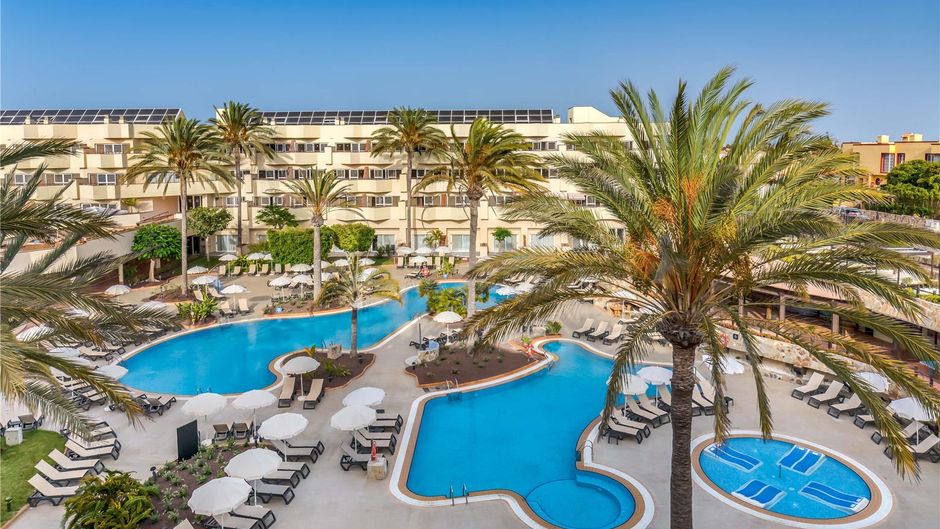 Barcelo Corralejo Bay - Adults only Pool