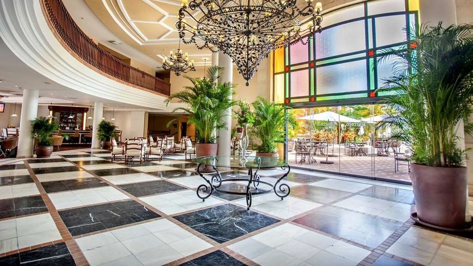 Barcelo Marbella Lobby