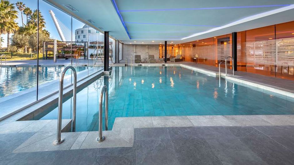 Barcelo Sevilla Renacimiento Pool