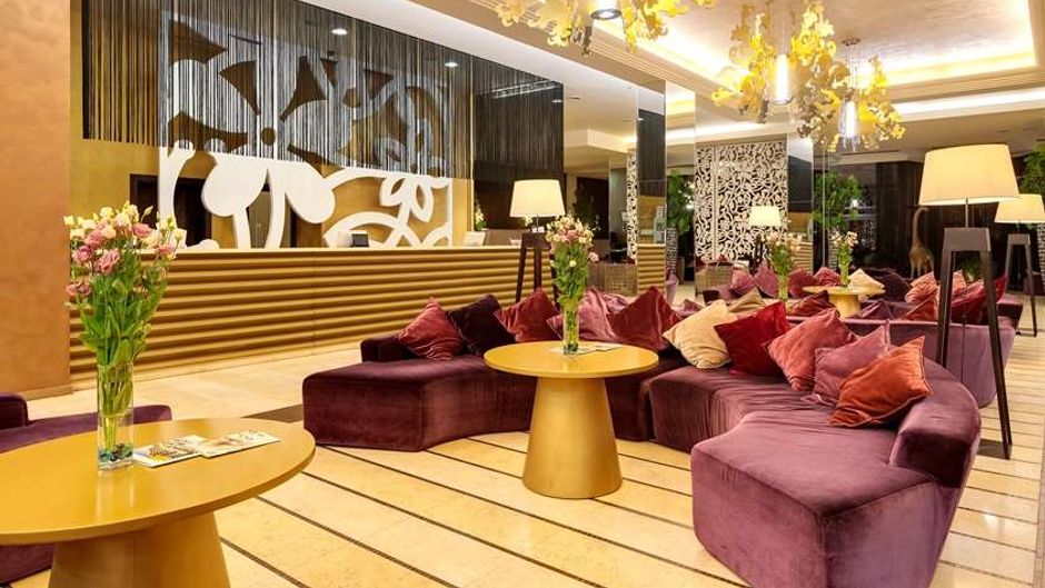Barcelo Royal Beach Hotel Lobby