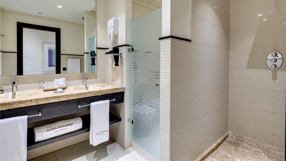 Royal Hideaway Sancti Petri Suite