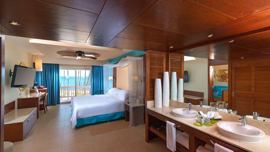 Barcelo Bavaro Beach (adults only) Suite