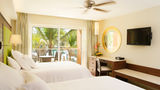 <b>Barcelo Bavaro Palace Room</b>. Virtual Tours powered by <a href="https://iceportal.shijigroup.com/" title="IcePortal" target="_blank">IcePortal</a>.