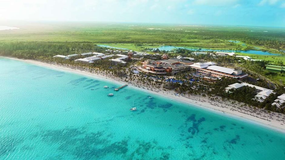 Barcelo Bavaro Palace Exterior