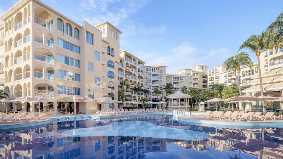 Occidental Costa Cancun Pool