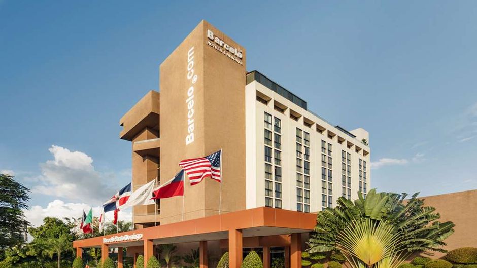 Barcelo Santo Domingo Exterior