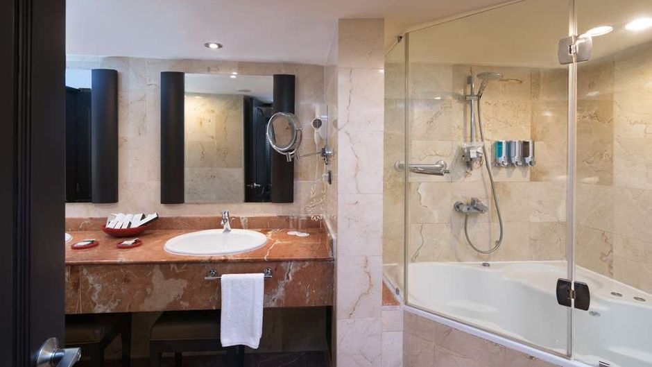 Barcelo Santo Domingo Suite