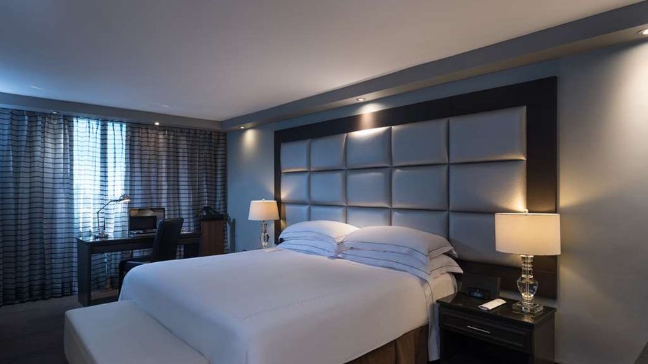 Barcelo Santo Domingo Suite
