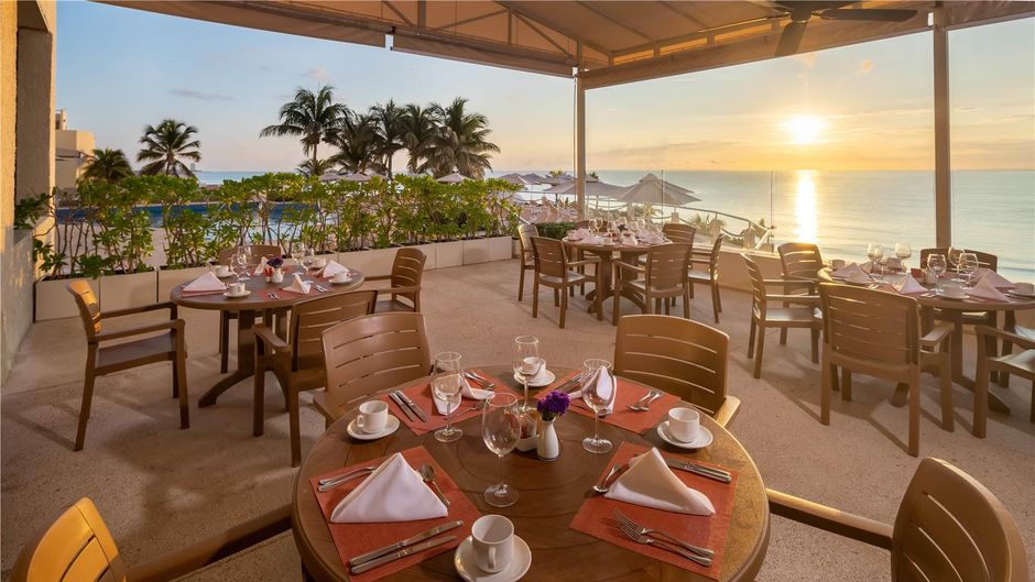 Occidental Tucancun Restaurant