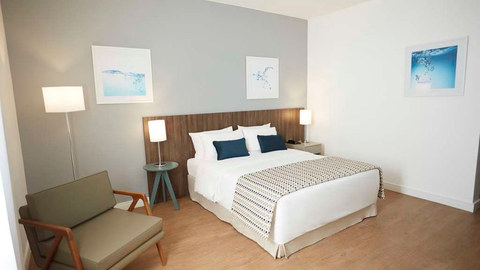 Tulip Inn Itaguai Suite