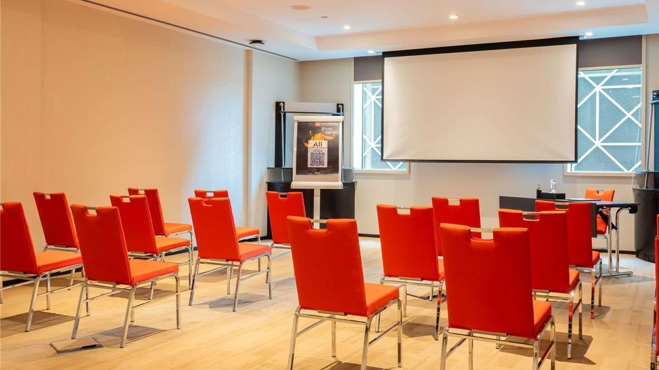 Ibis One Central Dubai Meeting