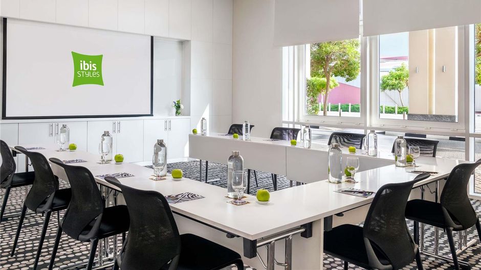 Ibis Styles Dragon Mart Dubai Hotel Meeting