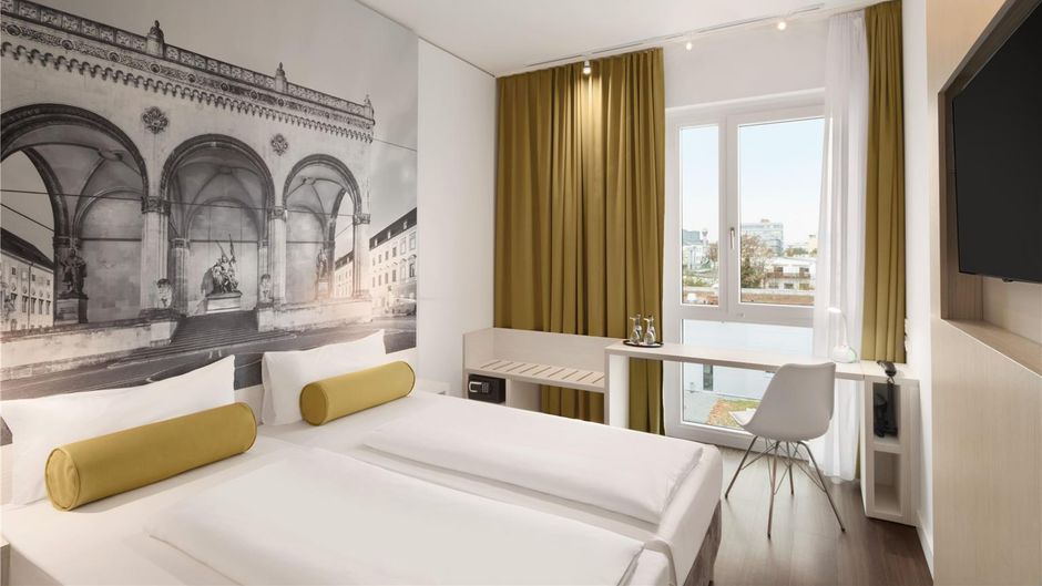 Super 8 Munich City North Room