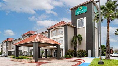 La Quinta Inn & Suites Pharr at Nolana