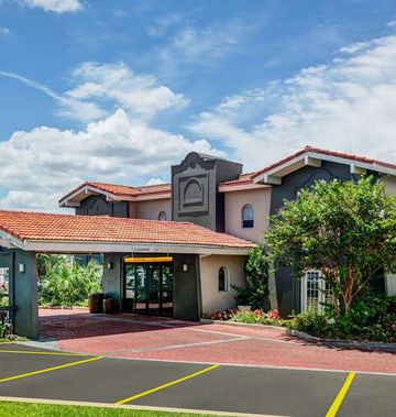 Baymont by Wyndham Austin University Area