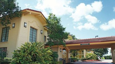Baymont by Wyndham Houston La Porte