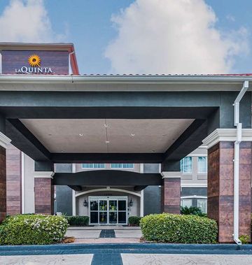 La Quinta Inn & Suites Tomball