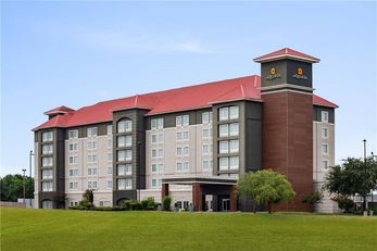 La Quinta Inn & Stes-Dallas Arlington N