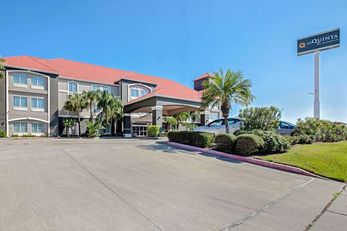 La Quinta Inn & Suites Airport