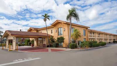 Baymont by Wyndham Fort Myers Central