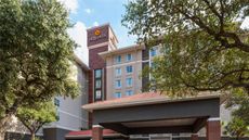 La Quinta Inn-Suites San Antonio Airport