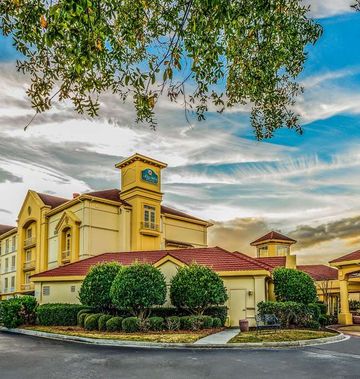 La Quinta Inn & Suites Broadway Area