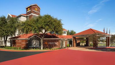 La Quinta Inn & Suites Arlington South