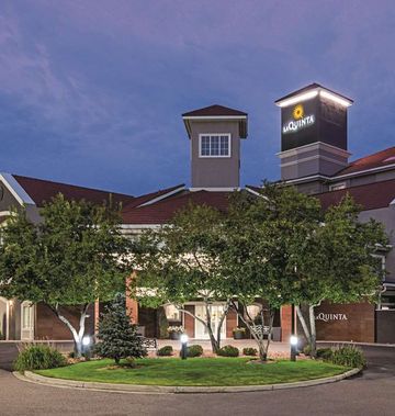 La Quinta Inn & Suites Denver Airport