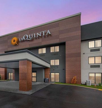 La Quinta Inn & Suites Nashville Airport