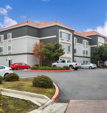 La Quinta Inn & Suites Visalia