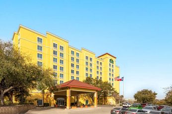 La Quinta Inn & Suites San Antonio
