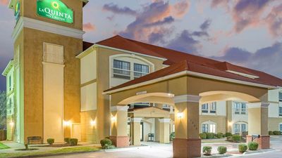 La Quinta Inn & Suites Yukon